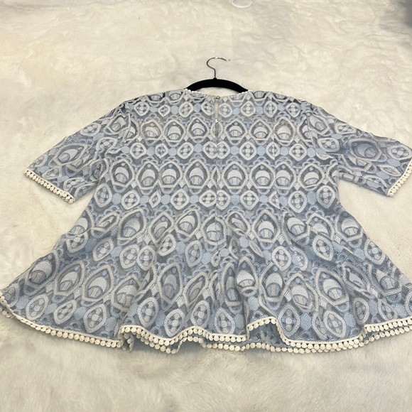 HD in Paris an Anthropology brand blue lace shirt w peplum size 6 - Picture 4 of 14